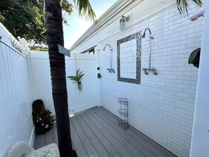 Terrace/patio - JULY/AUG 2025 STILL AVAILABLE!!! 3 BR Canal Home in Big Pine - Private Pool/Spa! (Big Pine Key)