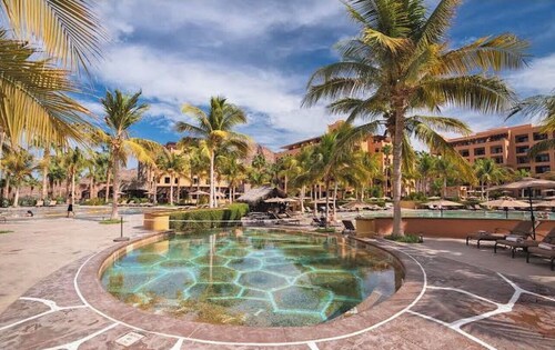 Beautiful Villa del Palmar Suite at the Islands of Dazante Bay