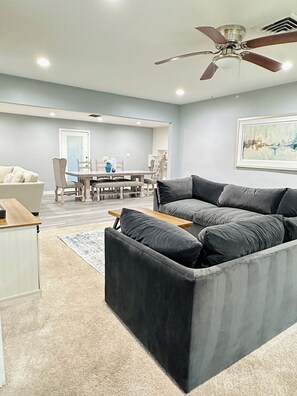 تلفزيون ذكي، كُتُب