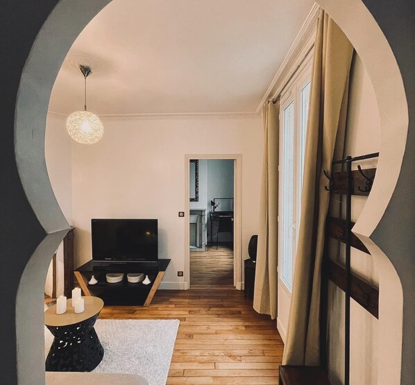 Interior - Beautiful and cozy appartement in Paris 12 eme to rent. Totally remodeled.
(Paris)