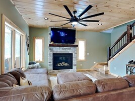 House (5 Bedrooms) | Property amenity