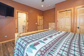 House (5 Bedrooms) | Property amenity