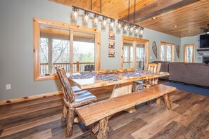 House (5 Bedrooms) | Property amenity