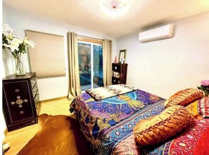 1 chambre, fer et planche à repasser, Wi-Fi gratuit, draps fournis