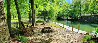 Music Mountain Retreat Cabin A