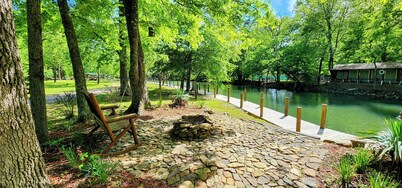 Music Mountain Retreat Cabin A