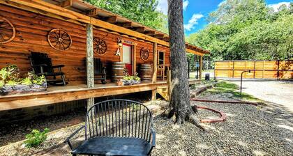 Music Mountain Retreat Cabin A