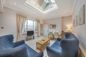 Appartamento | Area soggiorno | Smart TV 40 pollici con canali digitali