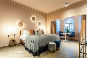 Frette Italian sheets, premium bedding, down comforters - Casa Juárez (Puebla)