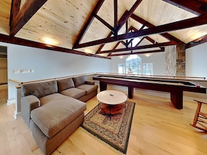 House (5 Bedrooms) | Property amenity