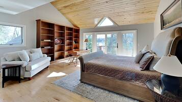 House (5 Bedrooms) | Property amenity