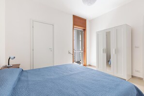 1 bedroom, iron/ironing board