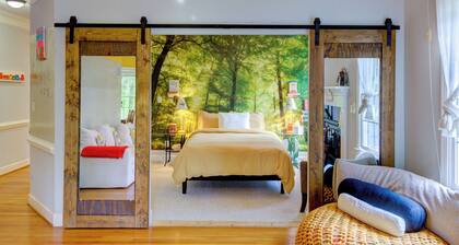 Modern lakefront home - free paddleboards, sauna