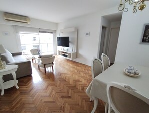 Family Apartment | Living area | Flat-screen TV - Departamento dos dormitorios Palermo (Buenos Aires)