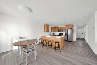 Algonac's Riverview Retreat