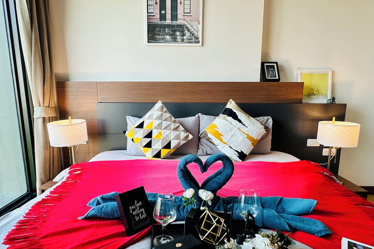 Superior Apartment, Multiple Beds, Non Smoking, City View
