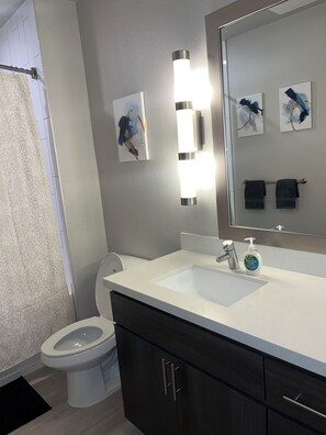 Towels, toilet paper