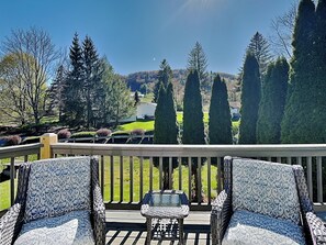 House (5 Bedrooms) | Property amenity - Ski Boots N' Bathing Suits by Taylor Made Deep Creek (McHenry)