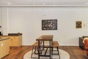 Dining - Brand New SPACIOUS 2 BR Downtown Burlington! Unit 302N (Burlington)