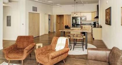 Brand New SPACIOUS 2 BR Downtown Burlington! Unit 302N