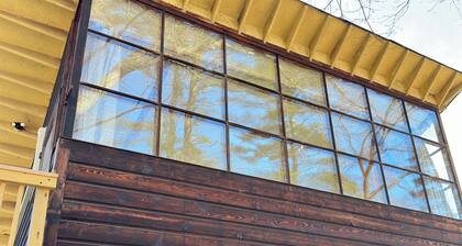 A pleasant space in a pleasant neighborhood in a beautiful part of the country!