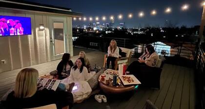 Plaza Penthouse w/Rooftop Terrace - a 5 min. walk to the historic Plaza District