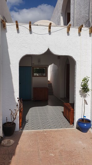 Courtyard - Casa Rainbow - Boutique B&B (Mojacar)