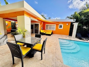 Piscine extérieure