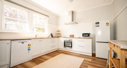 Piper Belle - Charming 3-bedroom home