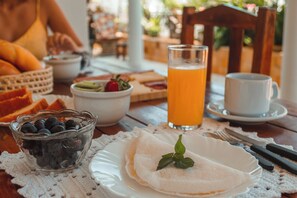 Breakfast meal