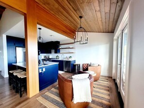 スマートテレビ、暖炉