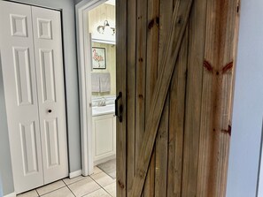 Interior - Shorewalk HC-near Anna Maria Island Beaches and IMG, Pools, Tennis, Pickle ball. (Bradenton)