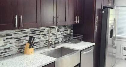 Baldwin Cozy Retreat- Unit A