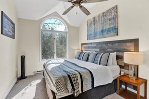 3 soverom, strykejern/-brett, wi-fi (inkludert) og sengetøy