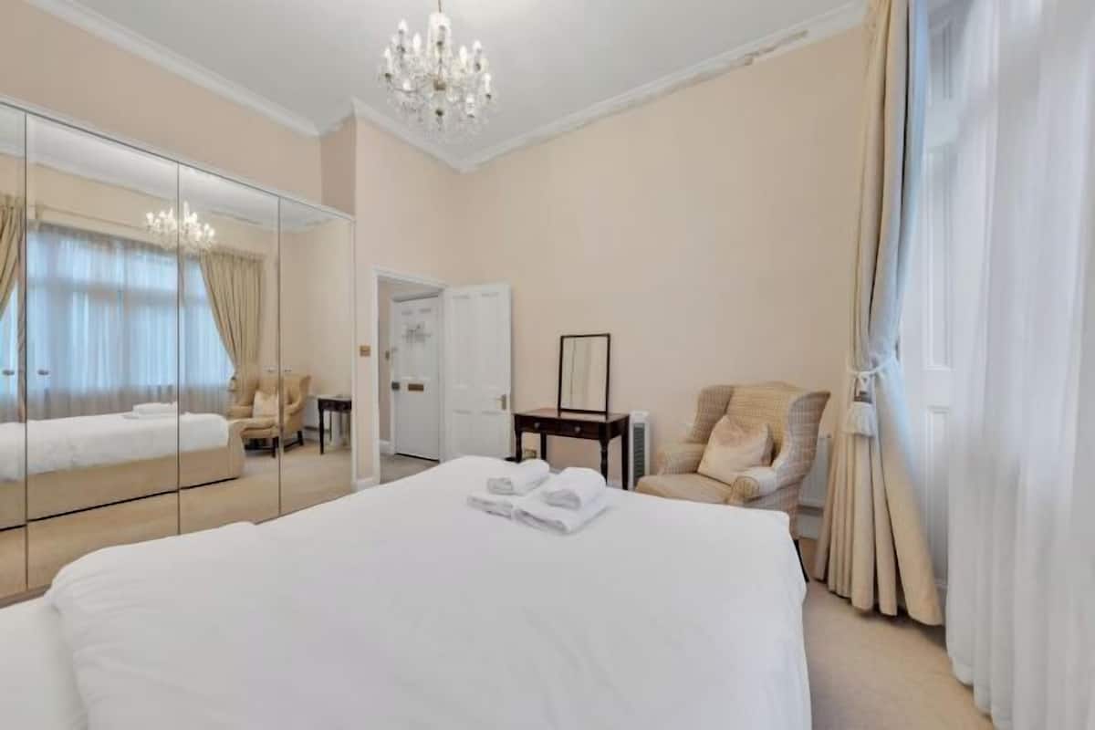 Desk, blackout curtains, iron/ironing board, free WiFi