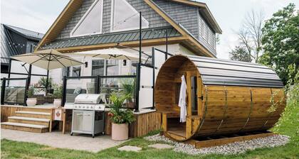 Riverside Cabin 4
A serene riverside getaway