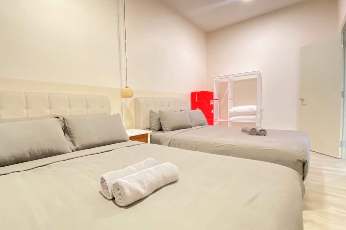 Comfort Apartment | 3 bedrooms, desk, free WiFi, bed sheets