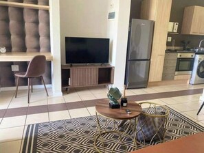 Interior - Cozy Apartment - Amazing views of Steyn City (Dainfern)