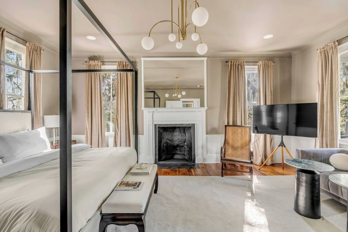 Suite de lujo | 1 habitación, sábanas de algodón egipcio y ropa de cama de alta calidad