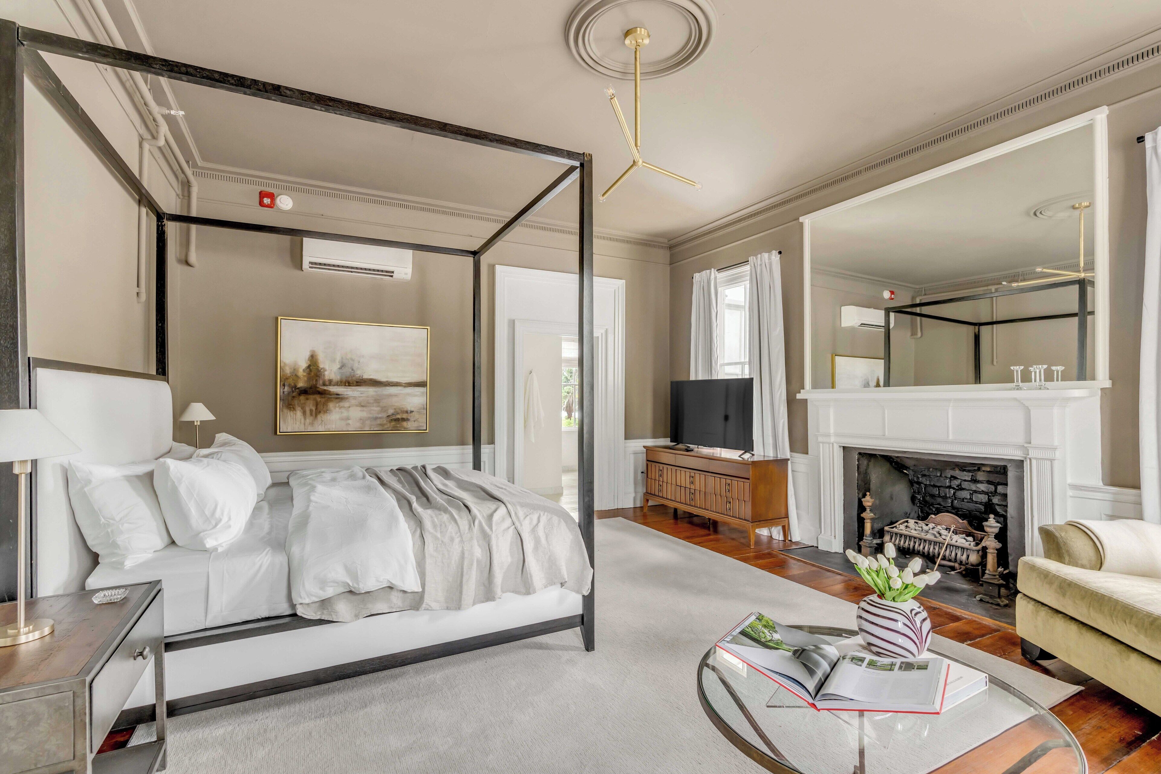 Luxury Suite | 1 bedroom, Egyptian cotton sheets, premium bedding, memory foam beds