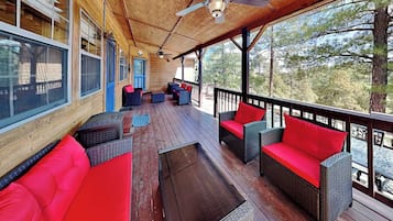 House (3 Bedrooms) | Front of property