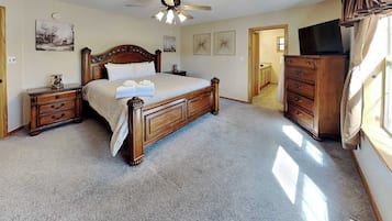 House (3 Bedrooms) | Property amenity