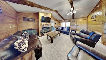 House (3 Bedrooms) | Property amenity
