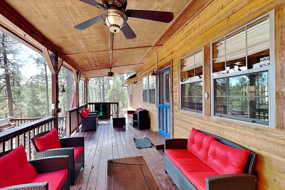 4 Bears 1 Cave by Ryson Vacation Rentals - San Patricio, NM