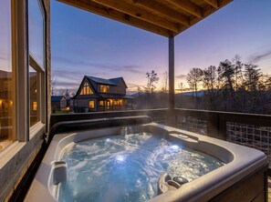 Studio (4 Bedrooms) | Property amenity