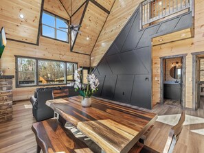 Studio (4 Bedrooms) | Miscellaneous