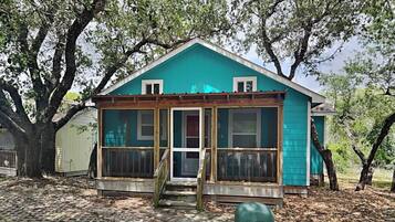 House (2 Bedrooms) | Property amenity