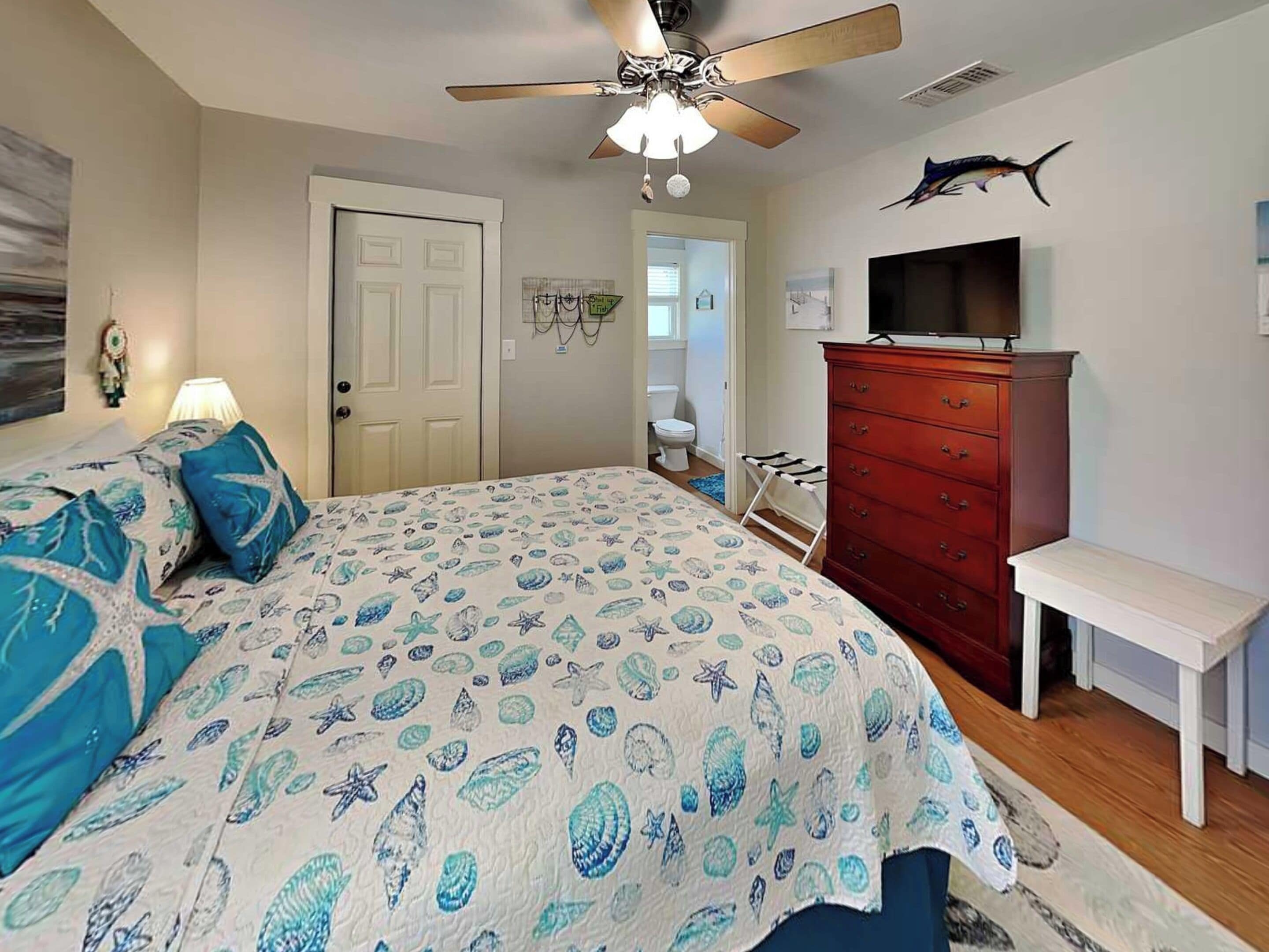 House (2 Bedrooms) | Property amenity