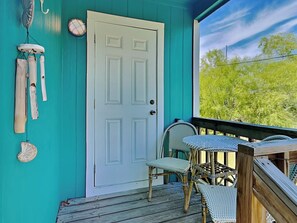 House (2 Bedrooms) | Property amenity - Casita de la Playa by Miss Kitty’s (Rockport)