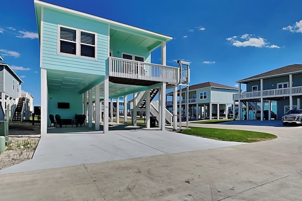 House (3 Bedrooms) | Front of property